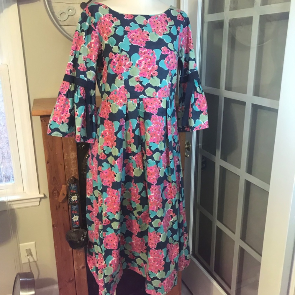 Roller Rabbit bold floral pockets midi dress